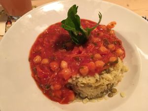 oriental lentil rice with tomato-chickpea-carrot-sauce at Mezzo  in Hannover