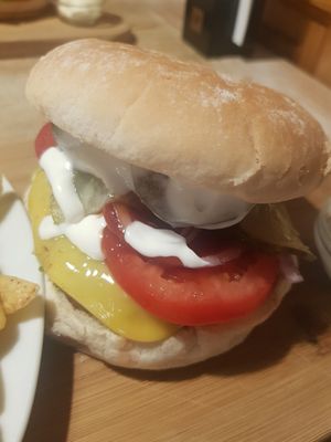 Veganer Cheese Burger at Corvins Burger in Braunschweig