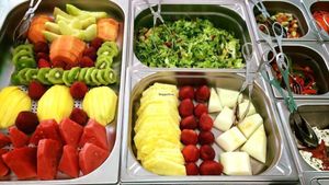 Fresh fruit at O Canteiro in Setubal