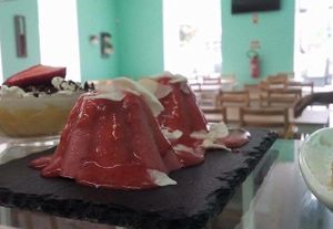 desserts at O Canteiro in Setubal