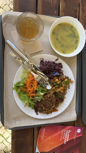 Vegan lunch  at Tonsai Bio  in Fatima