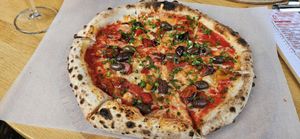 Veggie pizza + vegan mozarella at Czerwony Piec in Gdynia