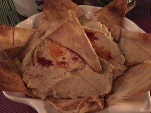 hummus with pita at Sirena Morena in Cancun