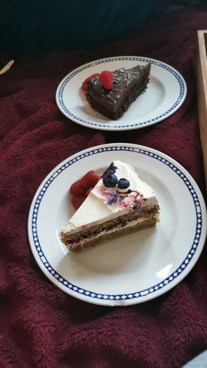 Pistachio&blueberry and chocolate&raspberry cakes at Fresco Middelburg in Middelburg