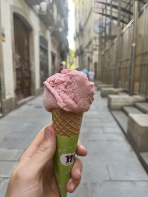   at Manna Gelats in Barcelona