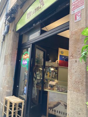 Exterior  at Manna Gelats in Barcelona