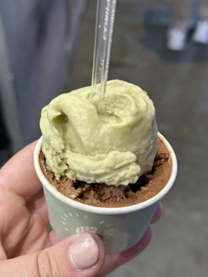 Salted pistachio and chocolate fondente  at Edoardo - Piazza del Duomo in Florence