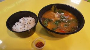 Tom Yum Soup with Rice at Vegandeli in Central Singapore