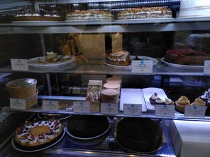 Some pastries at Cloud Cakes - Mandar in Paris
