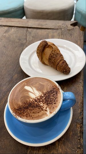 Ce croissant est une divinité. at Cloud Cakes - Mandar in Paris