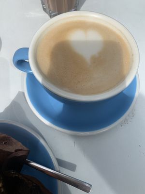 oat latte at Cloud Cakes - Mandar in Paris