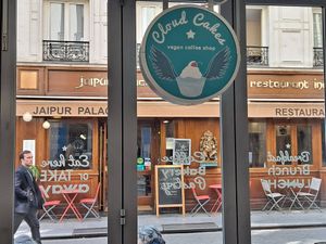  at Cloud Cakes - Mandar in Paris