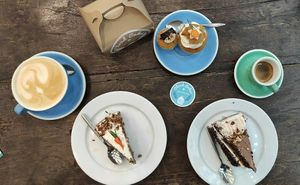 Yummie cakes at Cloud Cakes - Mandar in Paris