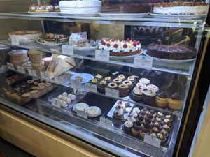  at Cloud Cakes - Mandar in Paris