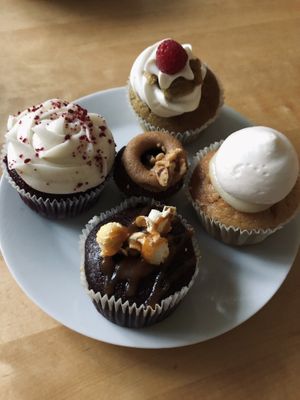   at Cloud Cakes - Mandar in Paris