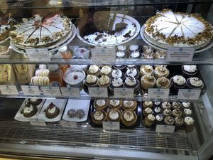   at Cloud Cakes - Mandar in Paris