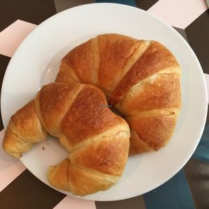 best vegan croissants at Cloud Cakes - Mandar in Paris