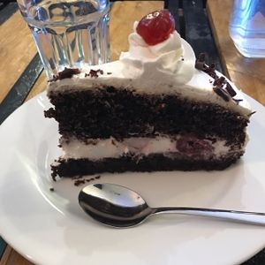 forêt noire  at Cloud Cakes - Mandar in Paris