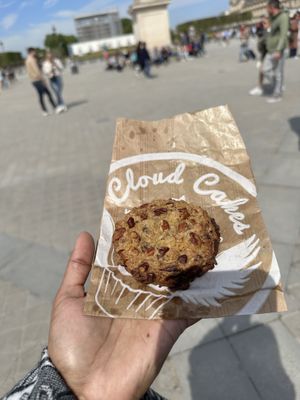 Cookie   at Cloud Cakes - Mandar in Paris