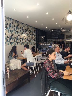 Seems like lots of local people eat here  at Cloud Cakes - Mandar in Paris