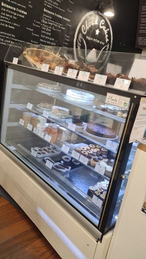  at Cloud Cakes - Mandar in Paris