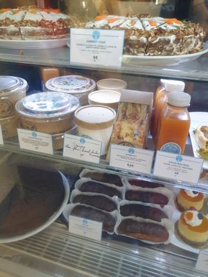  at Cloud Cakes - Mandar in Paris