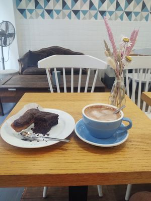  at Cloud Cakes - Mandar in Paris