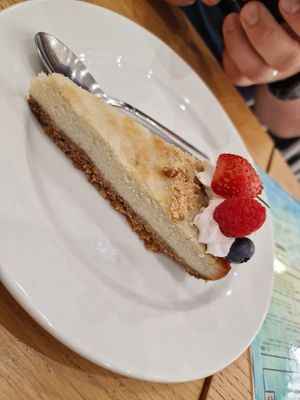  at Cloud Cakes - Mandar in Paris