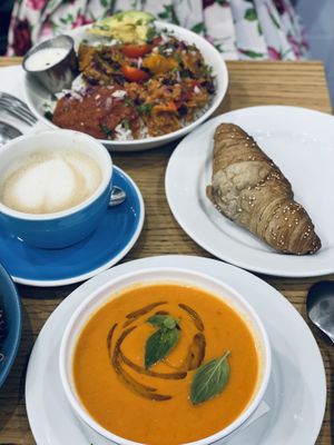 Soup, cloud bowl, and croissant  at Cloud Cakes - Mandar in Paris