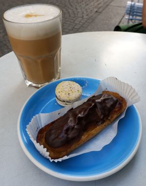 Chocolate eclair + Macaron + Cappuccino at Cloud Cakes - Mandar in Paris