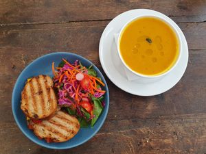 Lunch at Cloud Cakes - Mandar in Paris