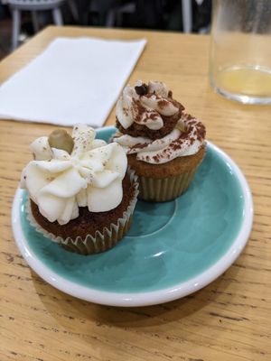  at Cloud Cakes - Mandar in Paris