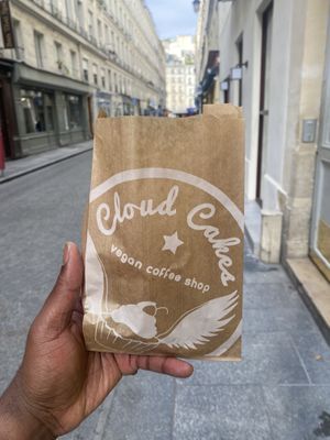 Bag  at Cloud Cakes - Mandar in Paris