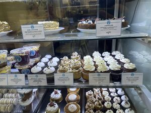   at Cloud Cakes - Mandar in Paris