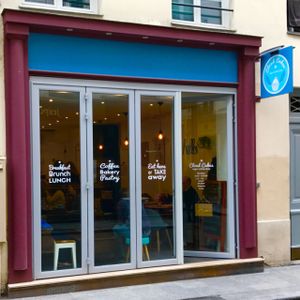 the cafe  at Cloud Cakes - Mandar in Paris