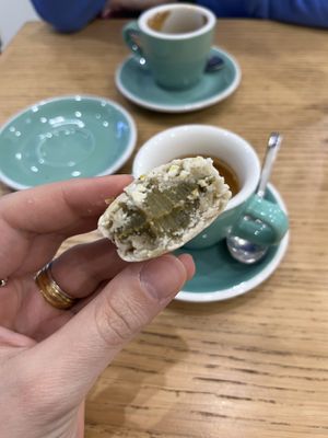 Pistachio macaronni  at Cloud Cakes - Mandar in Paris