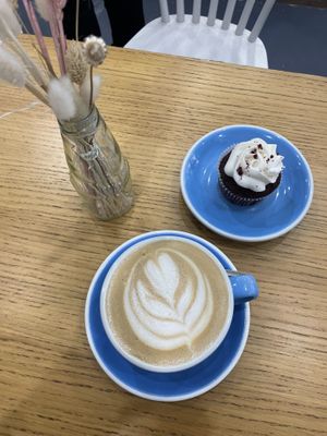 Red velvet cupcake and latte   at Cloud Cakes - Mandar in Paris