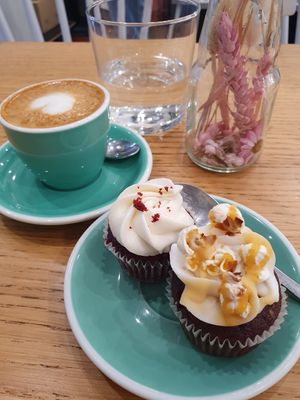  at Cloud Cakes - Mandar in Paris