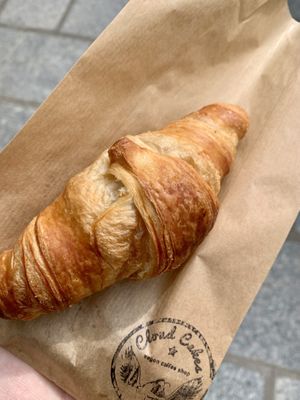 Croissant  at Cloud Cakes - Mandar in Paris