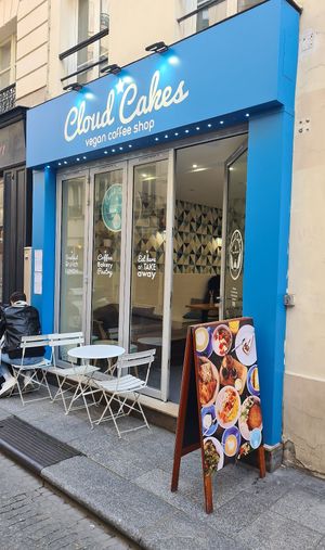 Cloud Cakes at Cloud Cakes - Mandar in Paris