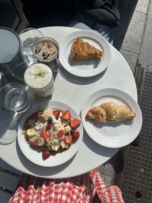   at Cloud Cakes - Mandar in Paris