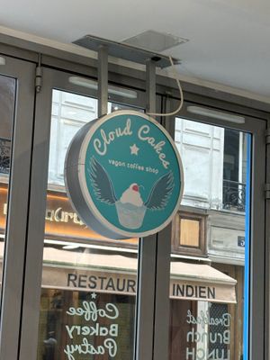  at Cloud Cakes - Mandar in Paris