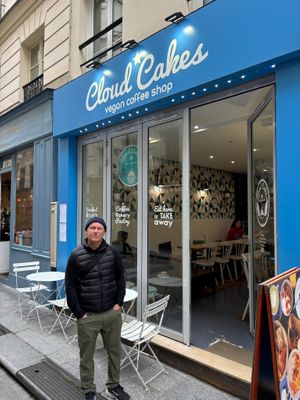  at Cloud Cakes - Mandar in Paris