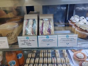 Sandwich at Cloud Cakes - Mandar in Paris