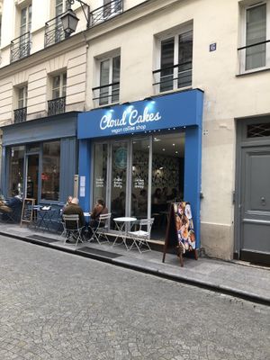  at Cloud Cakes - Mandar in Paris
