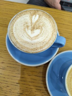 Chai latte at Cloud Cakes - Mandar in Paris
