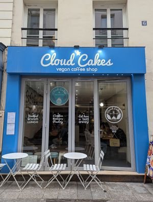  at Cloud Cakes - Mandar in Paris