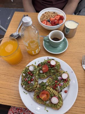 Avocado Toast + strawberry cereal  at Cloud Cakes - Mandar in Paris