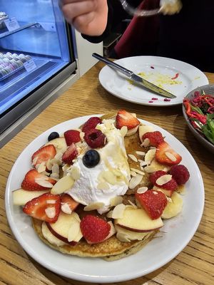  at Cloud Cakes - Mandar in Paris