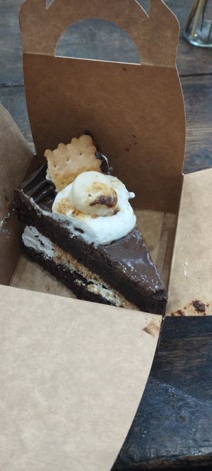  at Cloud Cakes - Mandar in Paris